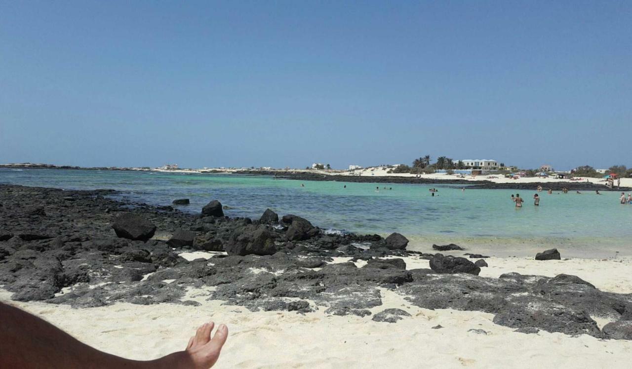 Marfolin 11 Beach Front Apartment With Sea Views From Every Room Cotillo Eksteriør billede
