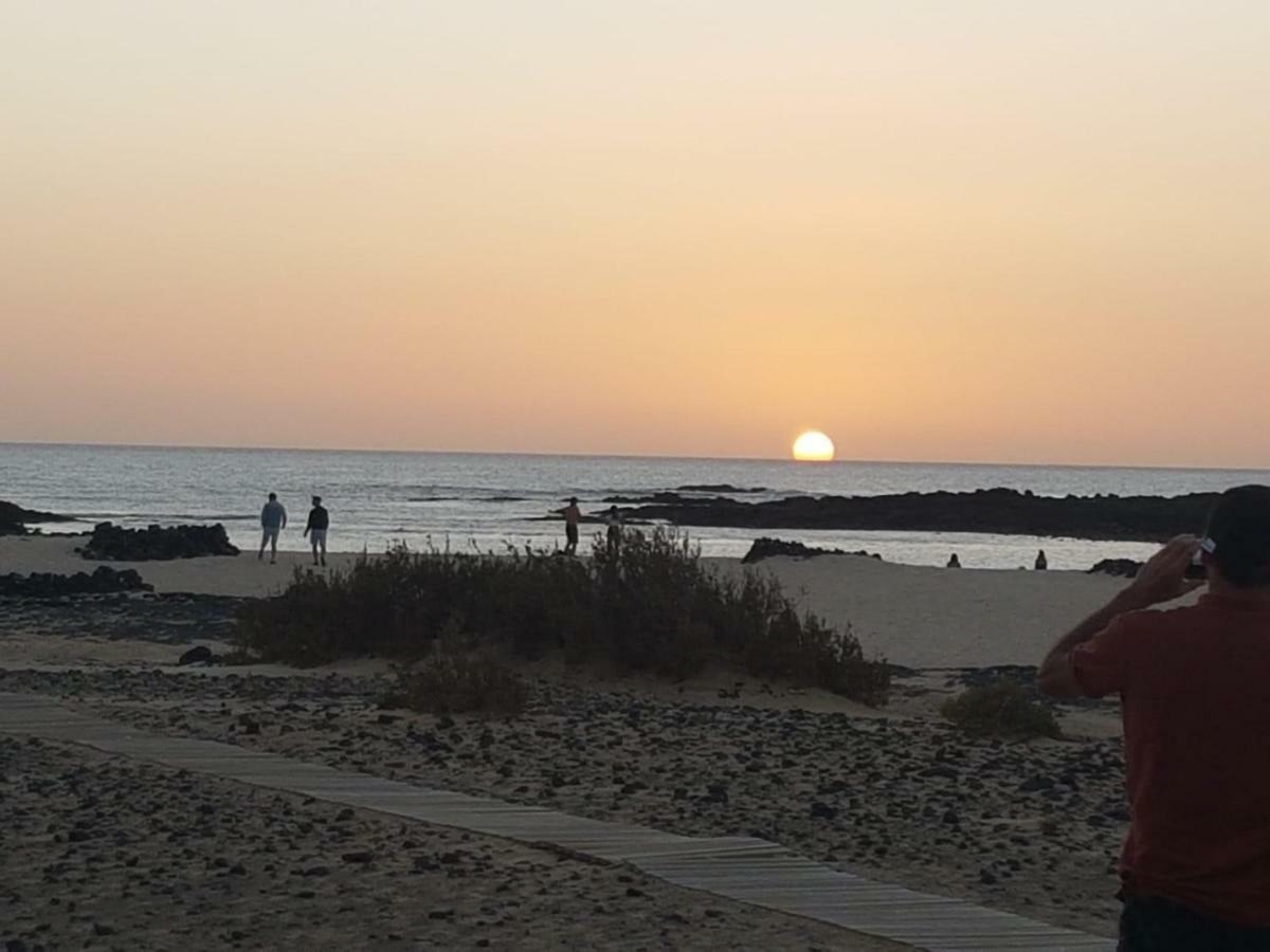 Marfolin 11 Beach Front Apartment With Sea Views From Every Room Cotillo Eksteriør billede